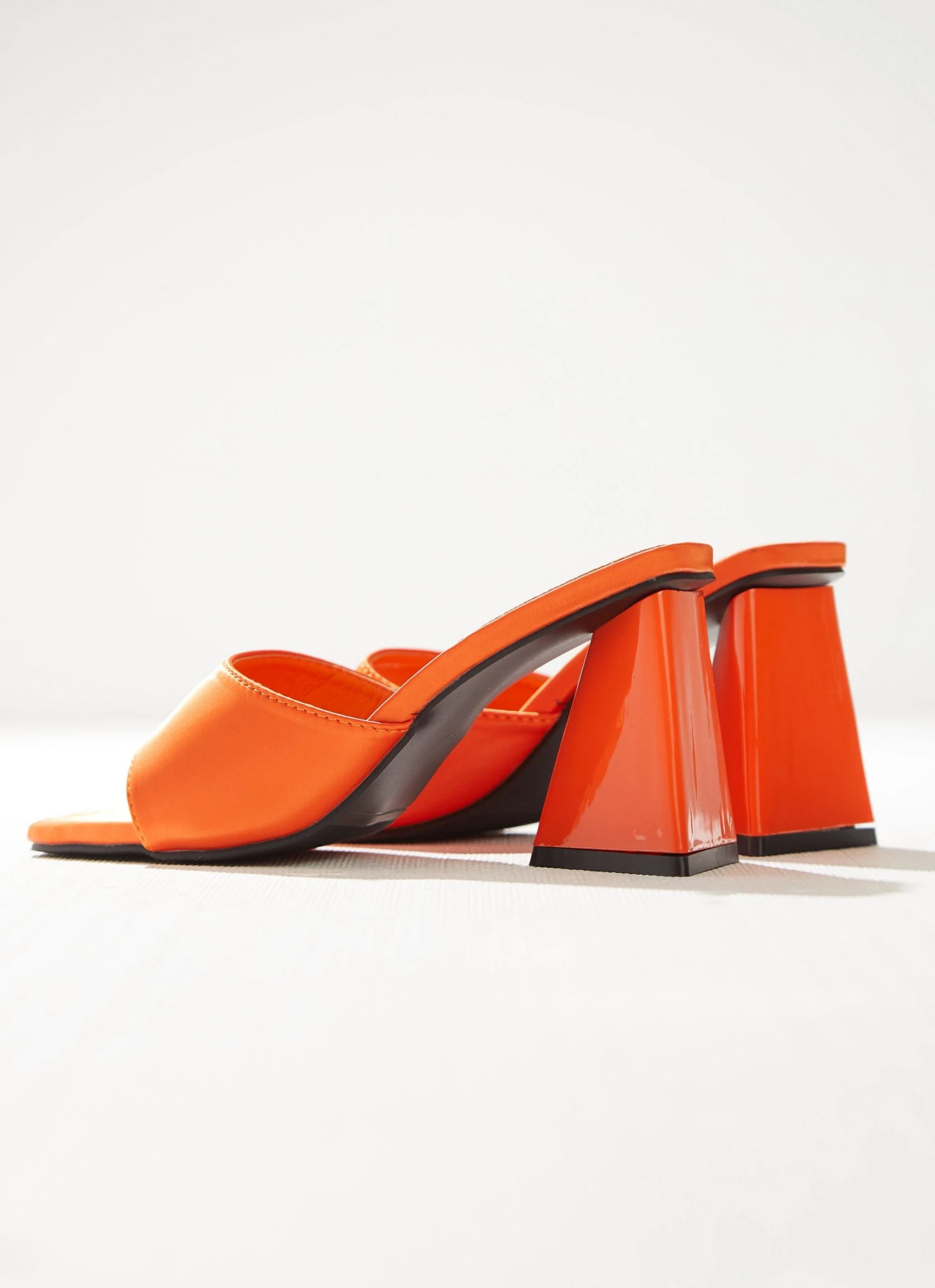 Cult Avenue N.Y Nights Heel - Tangerine 9 Cult Avenue N.Y Nights Heel - Tangerine