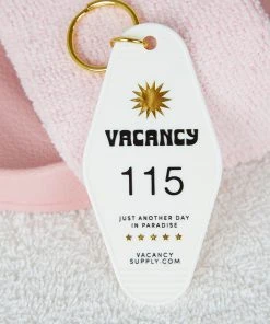 Vacancy Supply Room 115 Keyring - White New & Most Loved