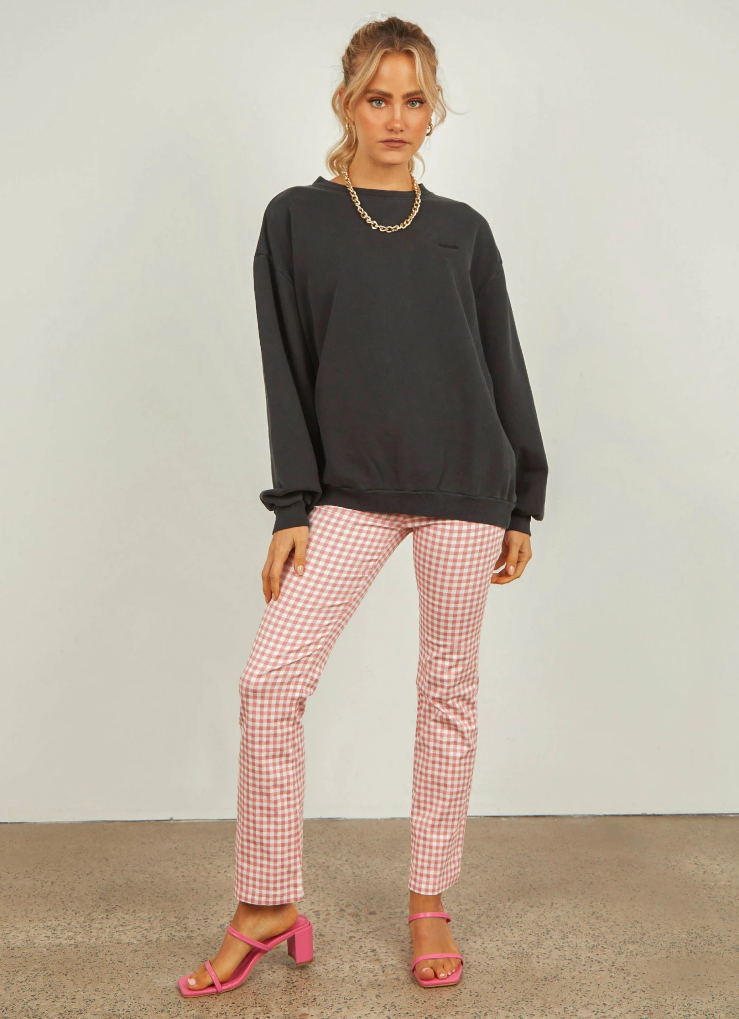 Levi's Melrose Slouchy Jumper - Caviar 5 Levi's Melrose Slouchy Jumper - Caviar