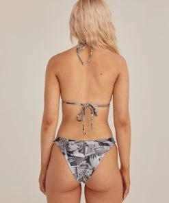 Riley Hubatka X Peppermayo Holiday Mode Bikini Top - Riley Collage New & Most Loved 13 Riley Hubatka X Peppermayo Holiday Mode Bikini Top - Riley Collage New & Most Loved