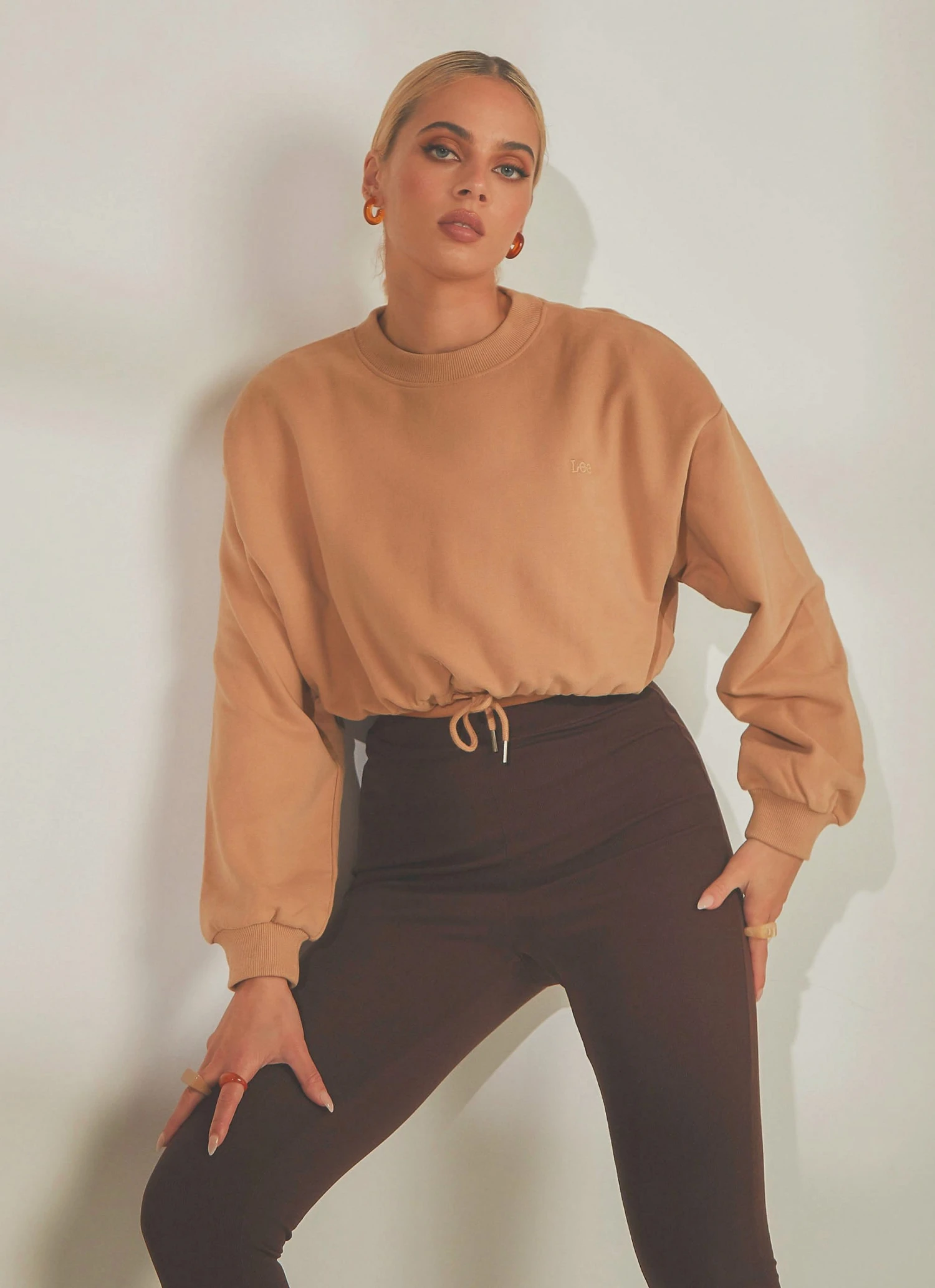 Lee Cinched Sweater Iced Cofee - Iced Cofee New & Most Loved 4 Lee Cinched Sweater Iced Cofee - Iced Cofee New & Most Loved