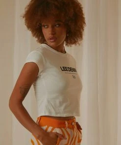 Lee New & Most Loved 90s Baby Tee - Optic White 10 Lee New & Most Loved 90s Baby Tee - Optic White