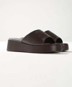 Cult Avenue Ambrose Mule - Choc Brown