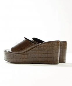 Cult Avenue Villa Playa Mule Heel - Chocolate Croc New & Most Loved 15 Cult Avenue Villa Playa Mule Heel - Chocolate Croc New & Most Loved