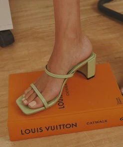 Cult Avenue Trip To Cali Heels - Sage New & Most Loved