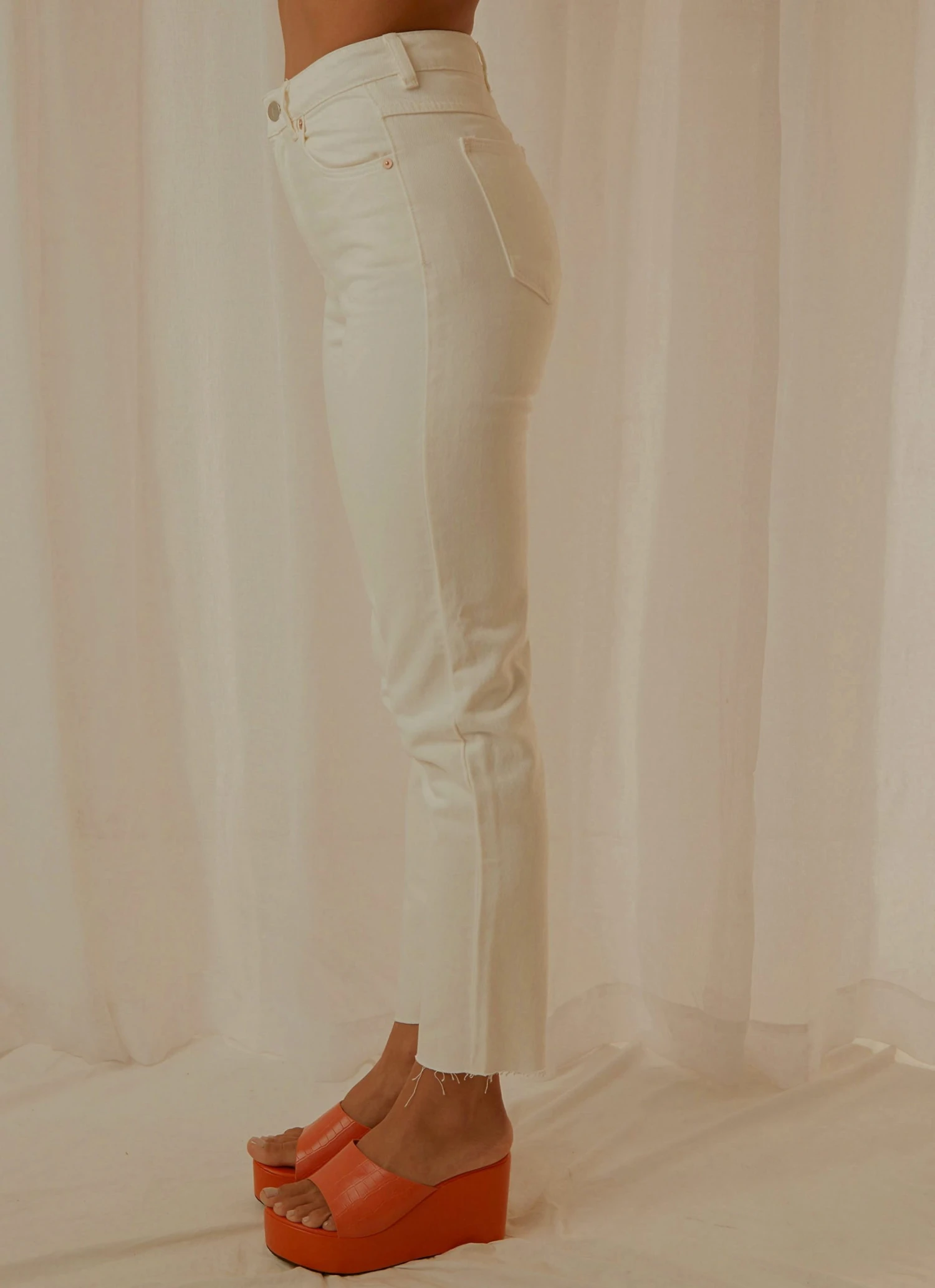 Abrand A 94 High Slim Jean - White Fade New & Most Loved Abrand A 94 High Slim Jean - White Fade New & Most Loved