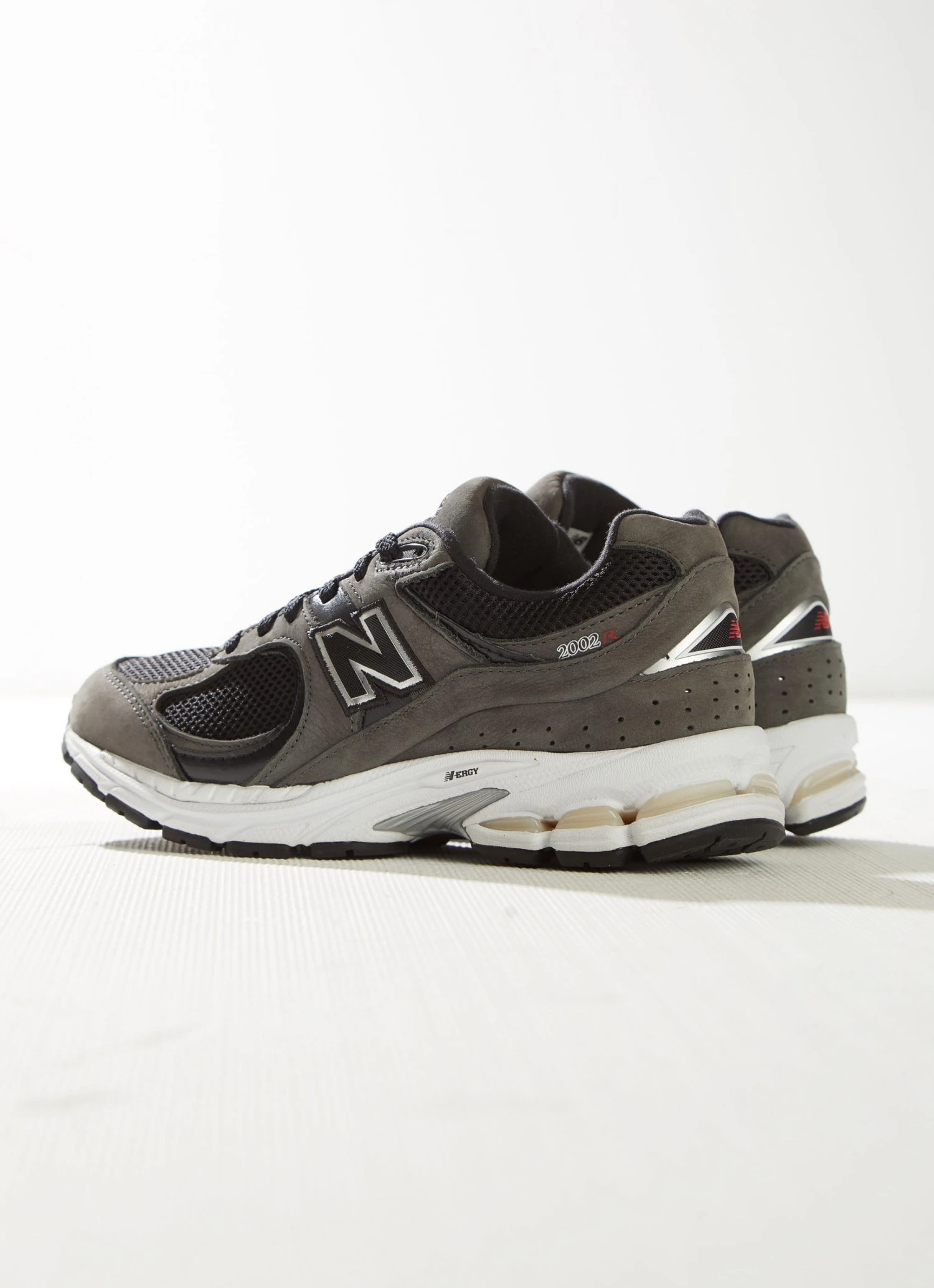 New Balance 2002RB Sneaker - Charcoal 6 New Balance 2002RB Sneaker - Charcoal