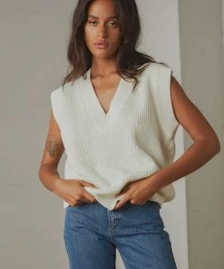 Peppermayo Everything About You Knit Vest - White