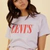 Levi's New & Most Loved Graphic Varsity Tee Serif - Lavender Frost