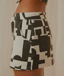 Peppermayo Exclusive New York Times Mini Skirt - Black And White Geo New & Most Loved 12 Peppermayo Exclusive New York Times Mini Skirt - Black And White Geo New & Most Loved