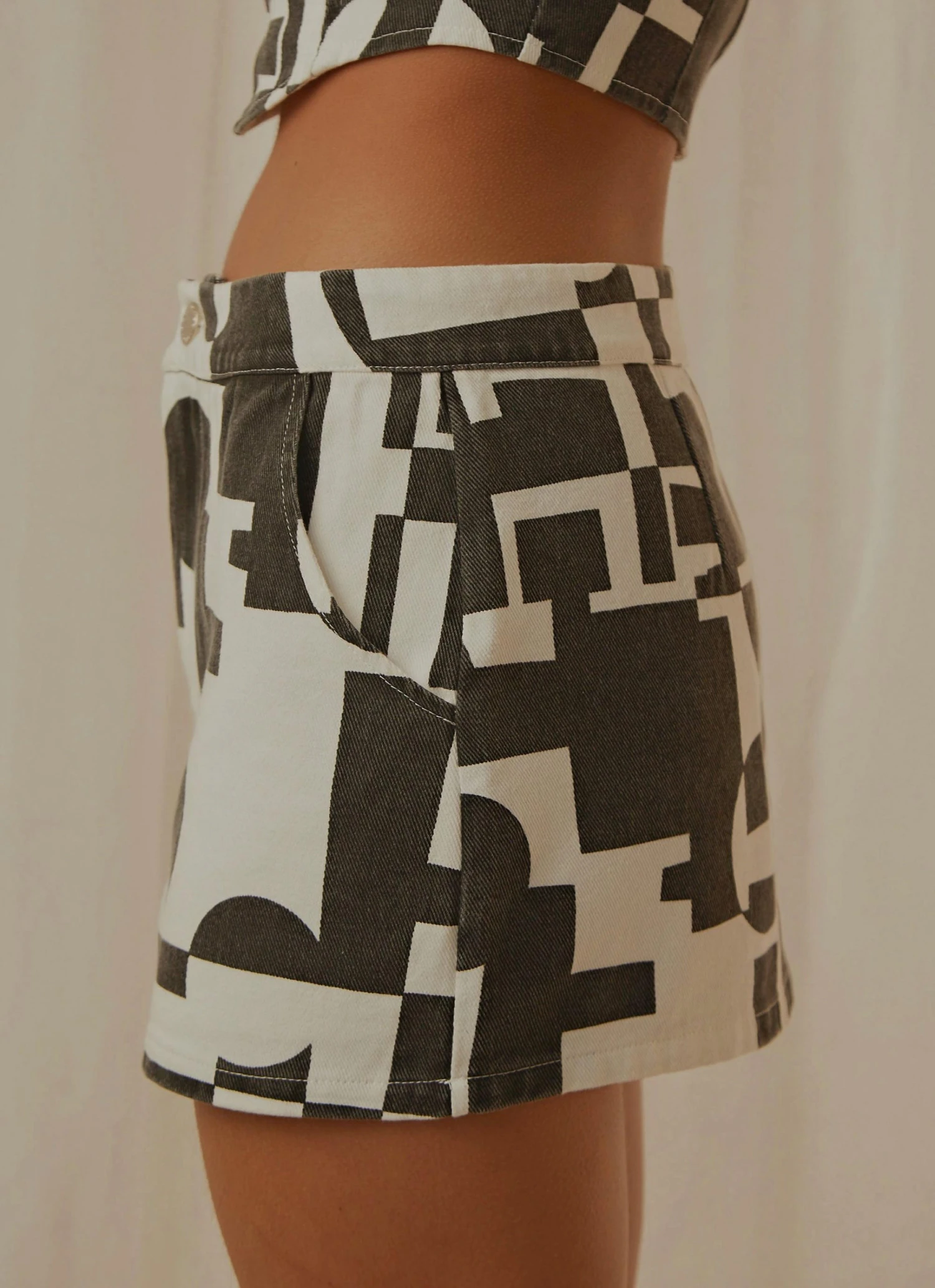 Peppermayo Exclusive New York Times Mini Skirt - Black And White Geo New & Most Loved 7 Peppermayo Exclusive New York Times Mini Skirt - Black And White Geo New & Most Loved
