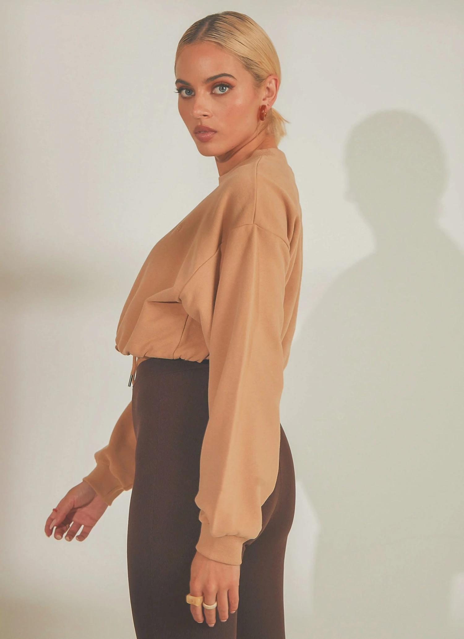 Lee Cinched Sweater Iced Cofee - Iced Cofee New & Most Loved 5 Lee Cinched Sweater Iced Cofee - Iced Cofee New & Most Loved