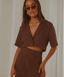 Peppermayo Exclusive New York City Cropped Blazer - Choc Brown