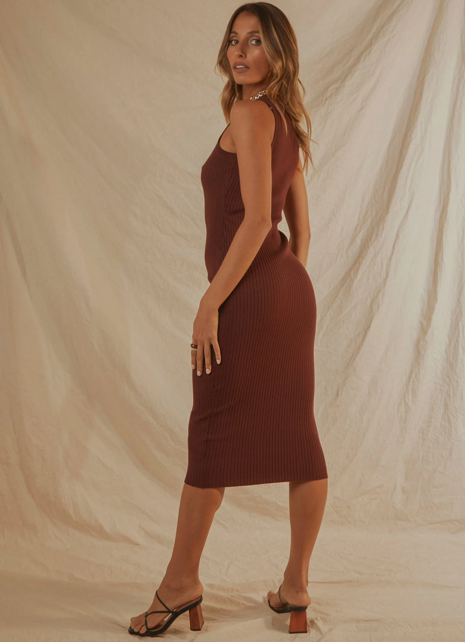 Peppermayo On Replay Knit Midi Dress - Choc Brown New & Most Loved 7 Peppermayo On Replay Knit Midi Dress - Choc Brown New & Most Loved