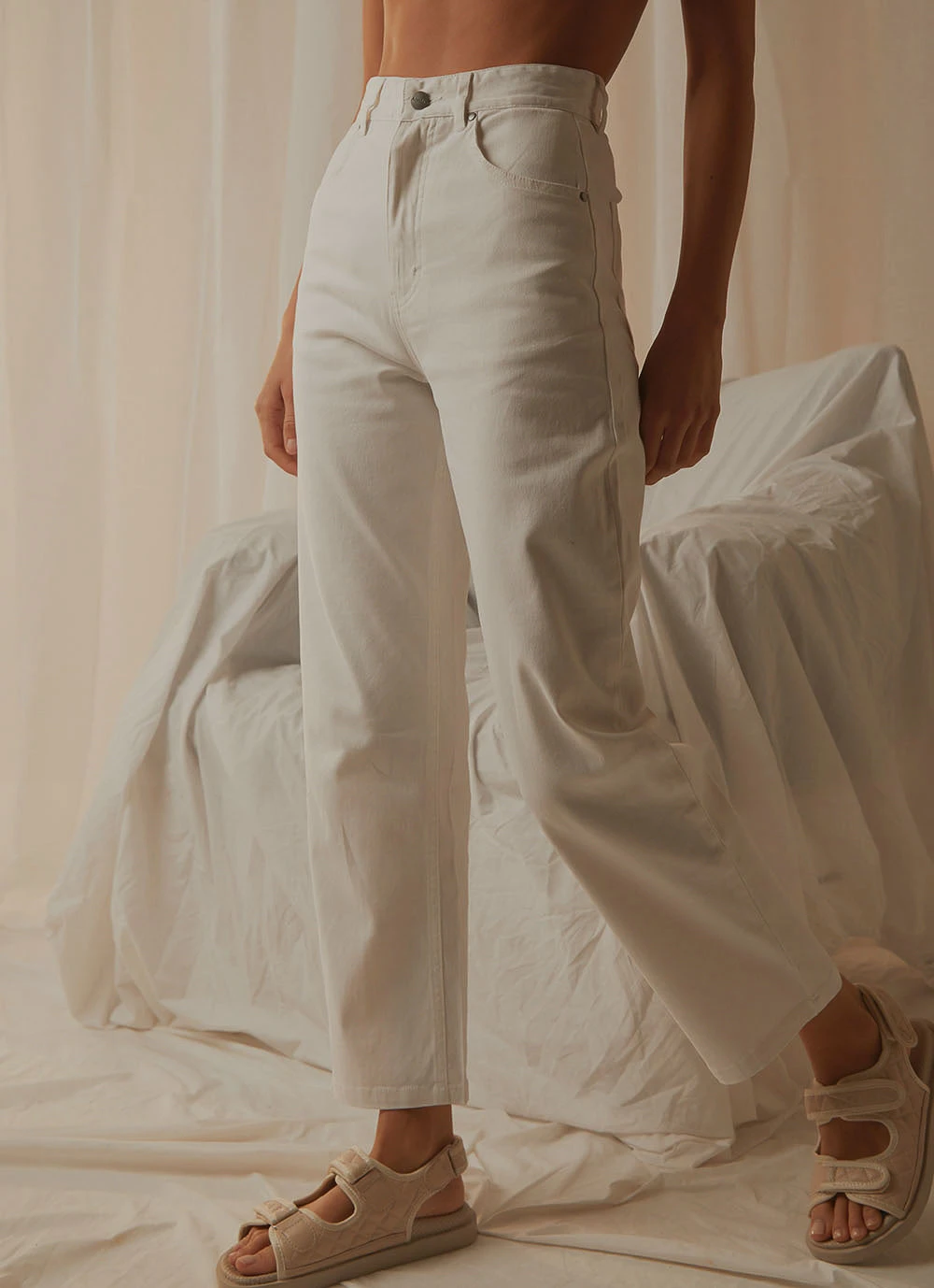 Afends Shelby - Hemp High Waist Wide Leg Jean - White 3 Afends Shelby - Hemp High Waist Wide Leg Jean - White