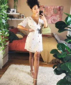 Finders Keepers Chi Chi Mini Dress - Vanilla Daisy