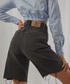 Wrangler Frances Short - Moonshadow