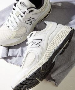 New Balance Atlas Grey Sneaker - Atlas Grey New & Most Loved 8 New Balance Atlas Grey Sneaker - Atlas Grey New & Most Loved