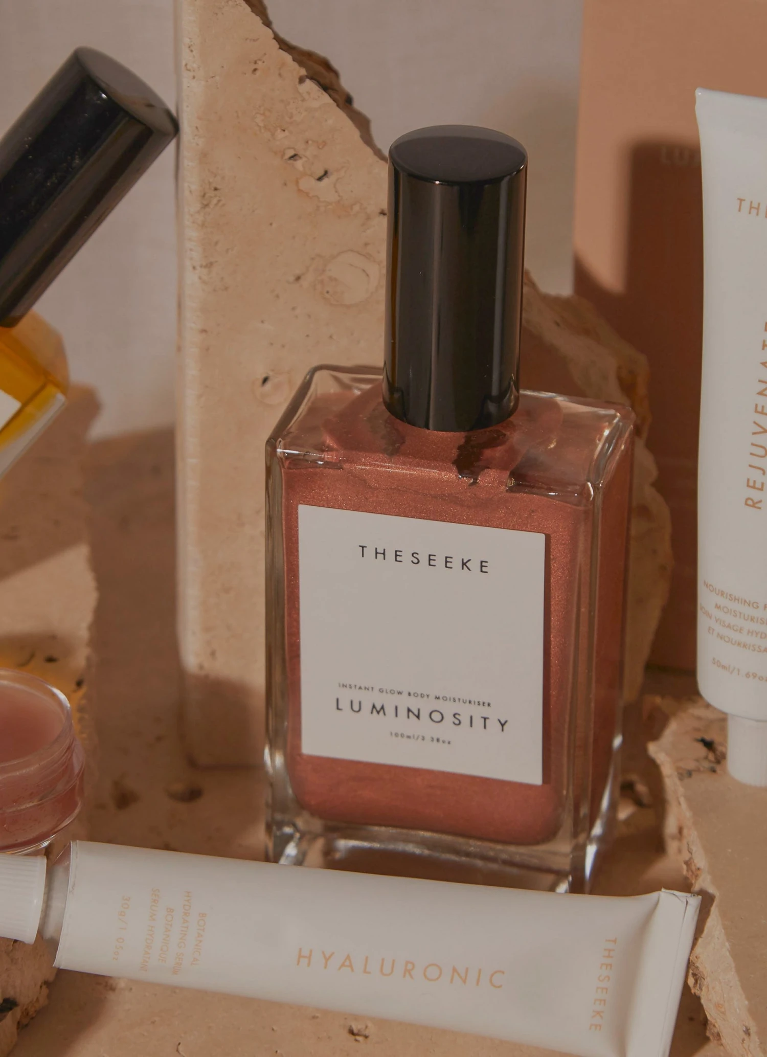 The Seeke Luminosity Body Lotion - Glow 6 The Seeke Luminosity Body Lotion - Glow