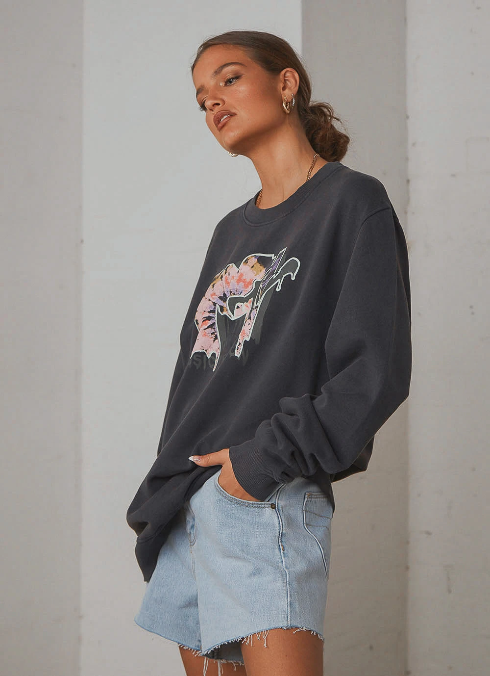 Rolla's MTV Sweat - Washed Black New & Most Loved 5 Rolla's MTV Sweat - Washed Black New & Most Loved