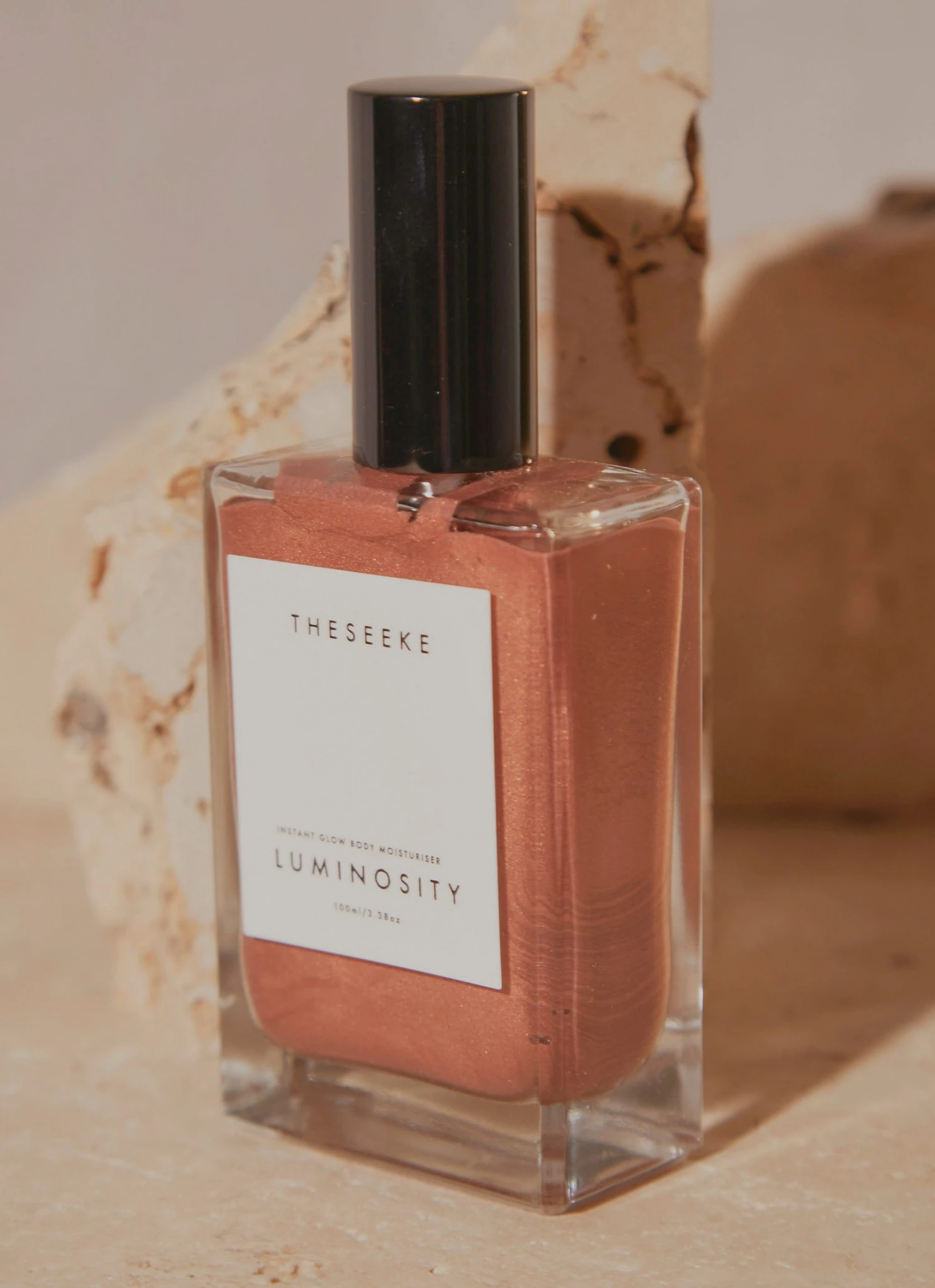 The Seeke Luminosity Body Lotion - Glow 5 The Seeke Luminosity Body Lotion - Glow