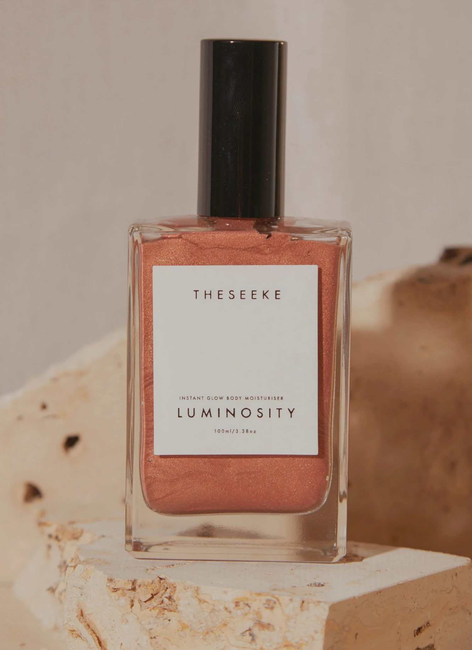 The Seeke Luminosity Body Lotion - Glow 3 The Seeke Luminosity Body Lotion - Glow