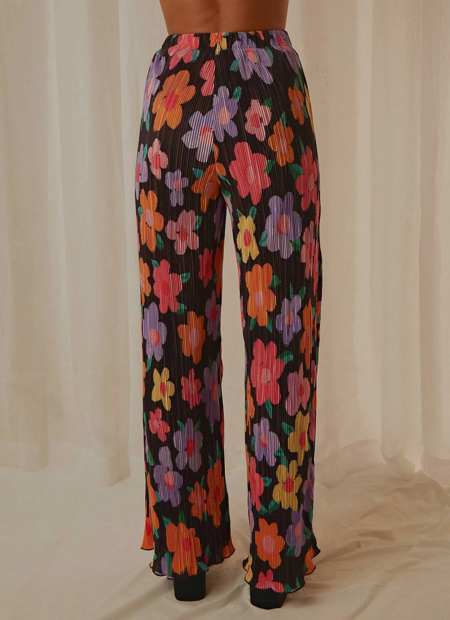 Peppermayo Exclusive 90s Muse Pants - Noir Bloom 9 Peppermayo Exclusive 90s Muse Pants - Noir Bloom