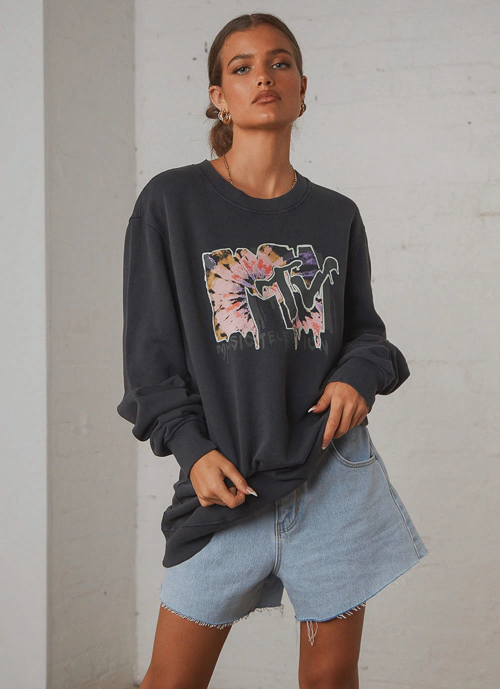 Rolla's MTV Sweat - Washed Black New & Most Loved 4 Rolla's MTV Sweat - Washed Black New & Most Loved