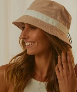 Levi's Seasonal Bucket Hat - Dusty Pink New & Most Loved 7 Levi's Seasonal Bucket Hat - Dusty Pink New & Most Loved