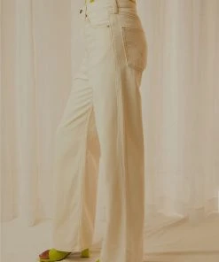 Levi's High Loose Jeans - Lose Yourself New & Most Loved 6 Levi's High Loose Jeans - Lose Yourself New & Most Loved