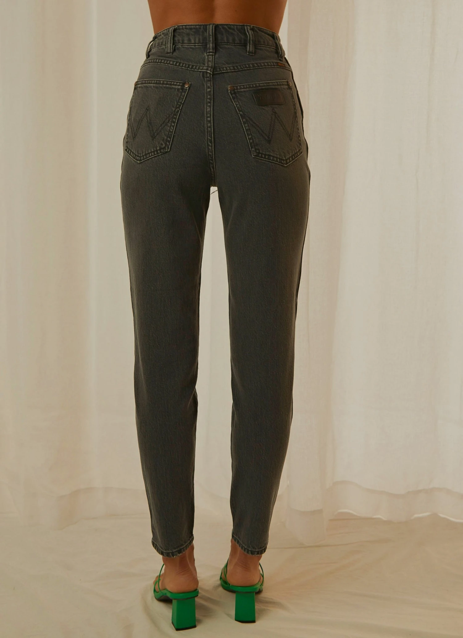 Wrangler New & Most Loved Drew Jean - Equilibrium Fade 8 Wrangler New & Most Loved Drew Jean - Equilibrium Fade