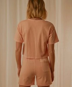 Champion Vintage Dye Crop Tee - Certan Peach New & Most Loved 11 Champion Vintage Dye Crop Tee - Certan Peach New & Most Loved