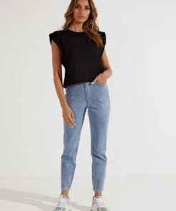 Lioness Fashion Utah Muscle Tee - Black New Tops