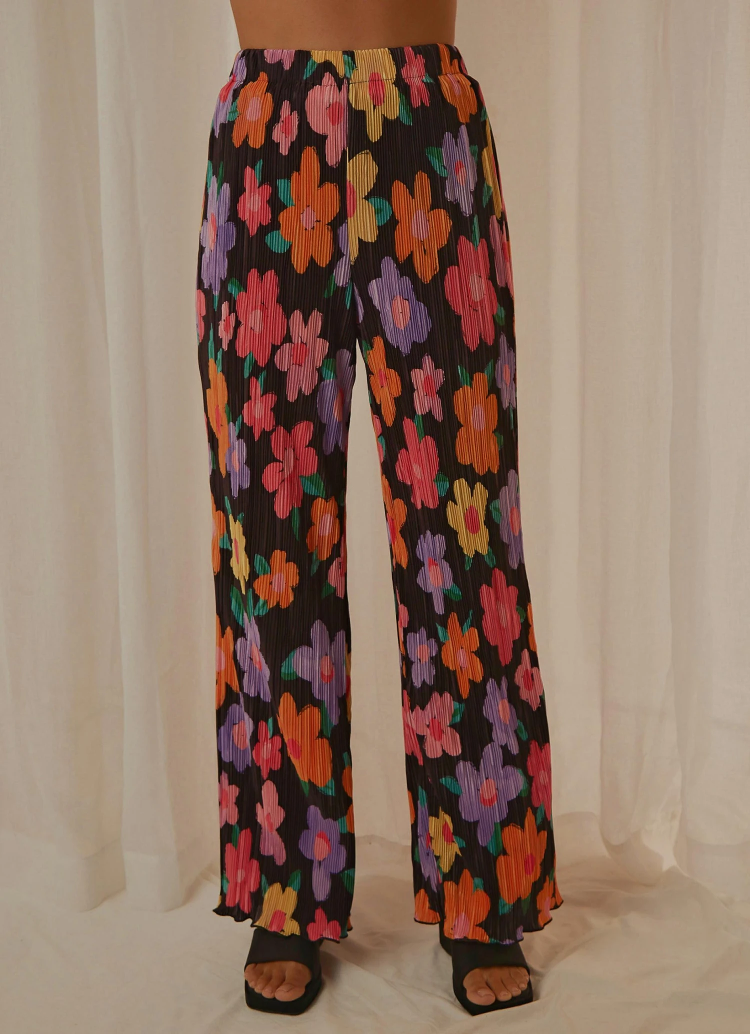 Peppermayo Exclusive 90s Muse Pants - Noir Bloom 7 Peppermayo Exclusive 90s Muse Pants - Noir Bloom