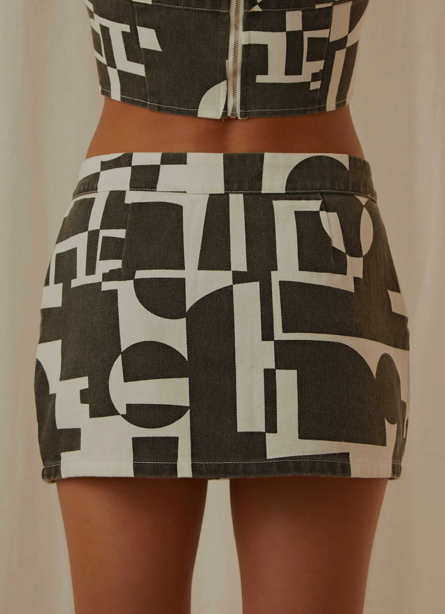 Peppermayo Exclusive New York Times Mini Skirt - Black And White Geo New & Most Loved 8 Peppermayo Exclusive New York Times Mini Skirt - Black And White Geo New & Most Loved