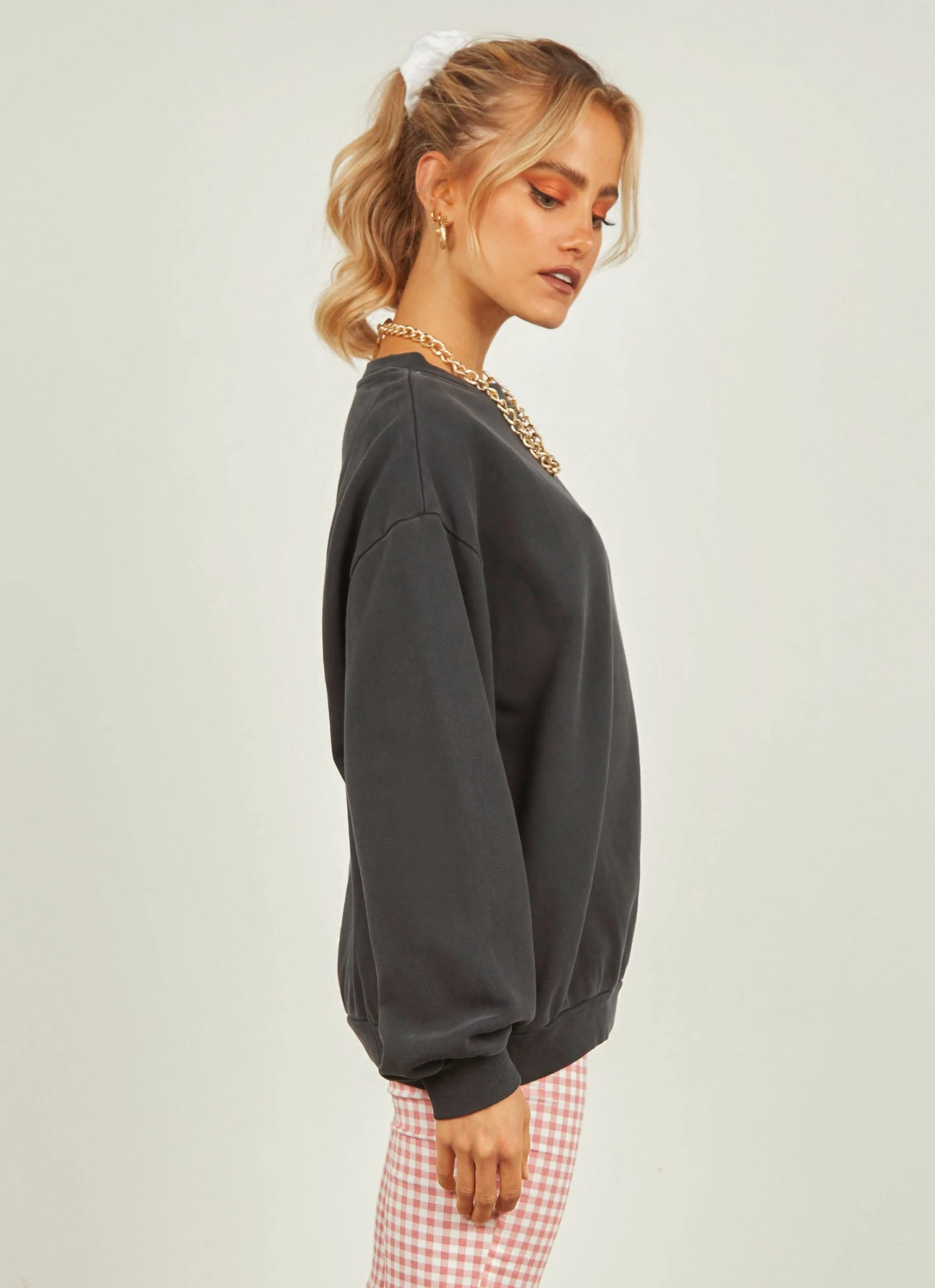 Levi's Melrose Slouchy Jumper - Caviar 6 Levi's Melrose Slouchy Jumper - Caviar