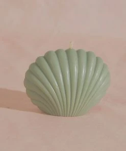 Manara Home Clam Shell Candle - Green