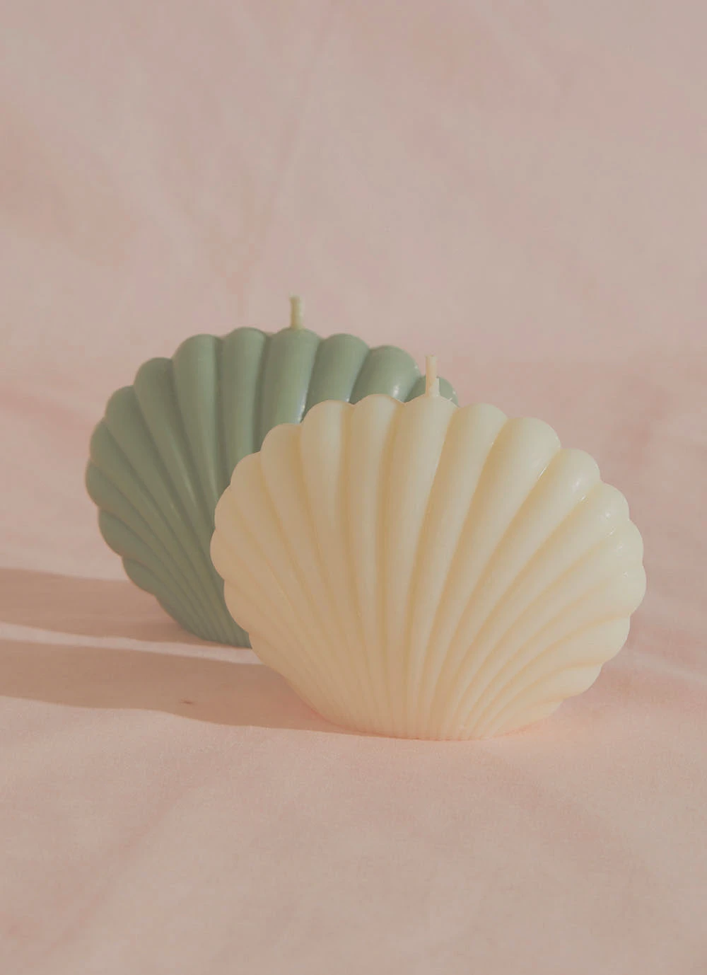 Manara Home Clam Shell Candle - Cream 3 Manara Home Clam Shell Candle - Cream