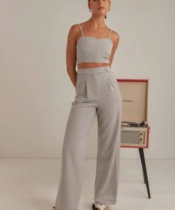 4th & Reckless Vivian Top - Chambray 4 4th & Reckless Vivian Top - Chambray