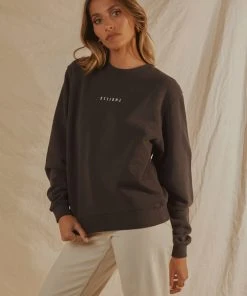 Minimal Thrills Crew - Heritage Black