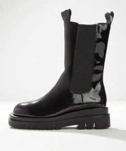 Cult Avenue Annalise Boot - Gloss Black 9 Cult Avenue Annalise Boot - Gloss Black