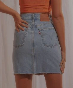 Levi's High Rise Deconstructed Skirt - Luxor Heat 11 Levi's High Rise Deconstructed Skirt - Luxor Heat