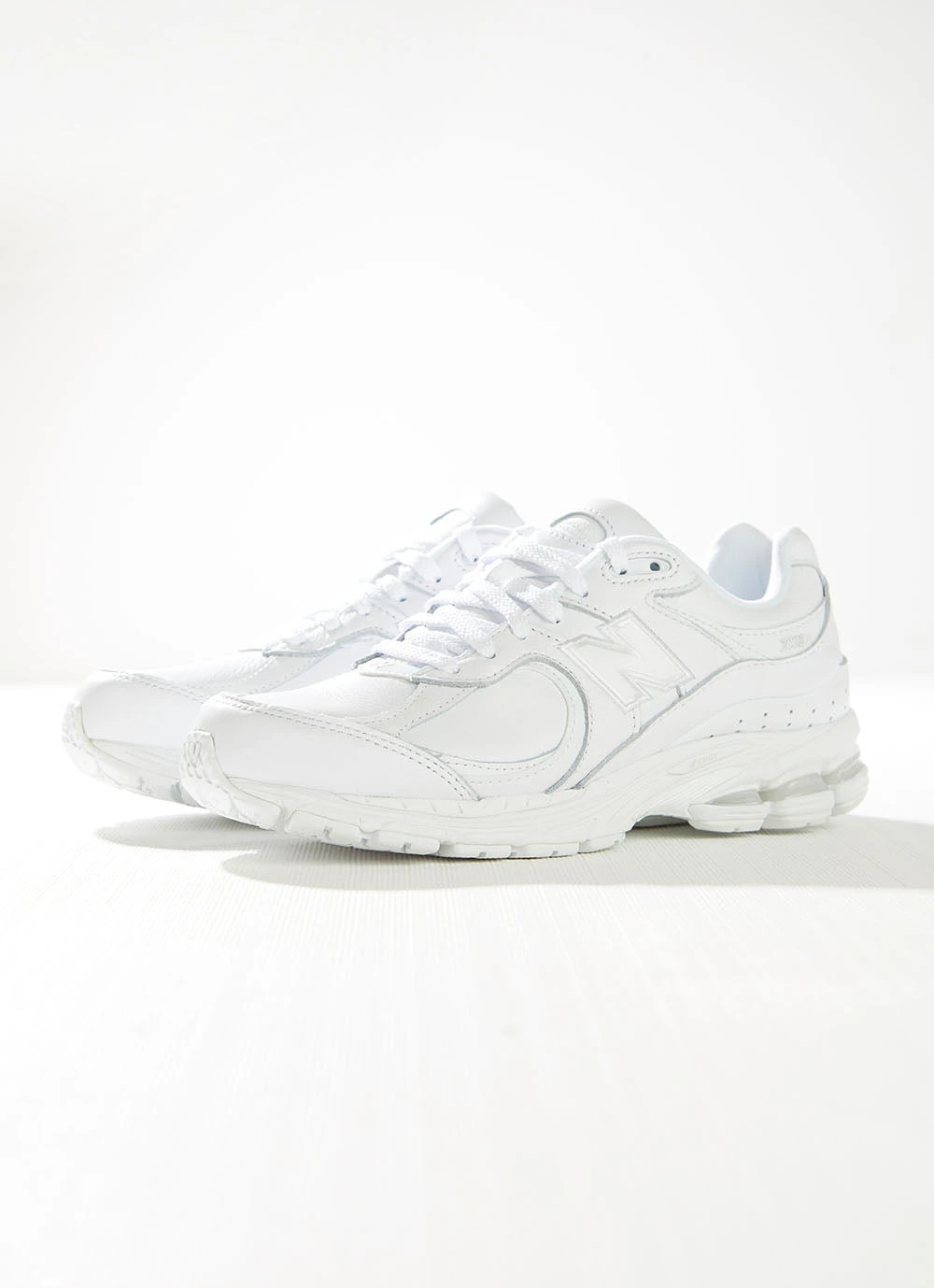 New Balance Munsell White (048) Sneaker - White New & Most Loved New Balance Munsell White (048) Sneaker - White New & Most Loved