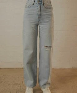 Levi's High Loose Jeans - I'm A Fact 4 Levi's High Loose Jeans - I'm A Fact