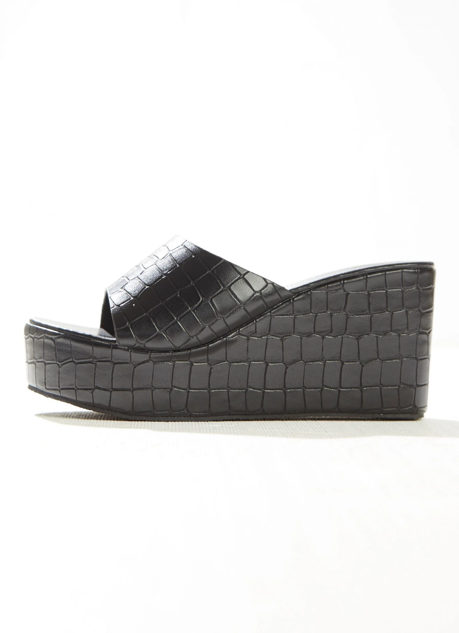 Cult Avenue Villa Playa Mule Heel - Black Croc New & Most Loved 7 Cult Avenue Villa Playa Mule Heel - Black Croc New & Most Loved