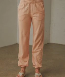 Champion New & Most Loved Vintage Dye Boyfriend Jogger - Certan Peach