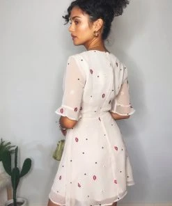 Finders Keepers Chi Chi Mini Dress - Vanilla Daisy