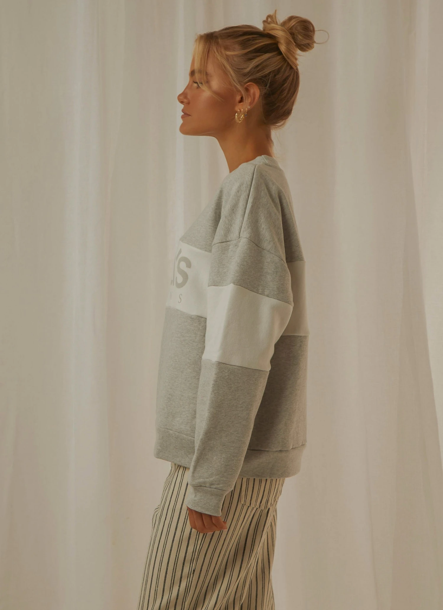 Rolla's Split Logo Sweater - Grey Marle 6 Rolla's Split Logo Sweater - Grey Marle
