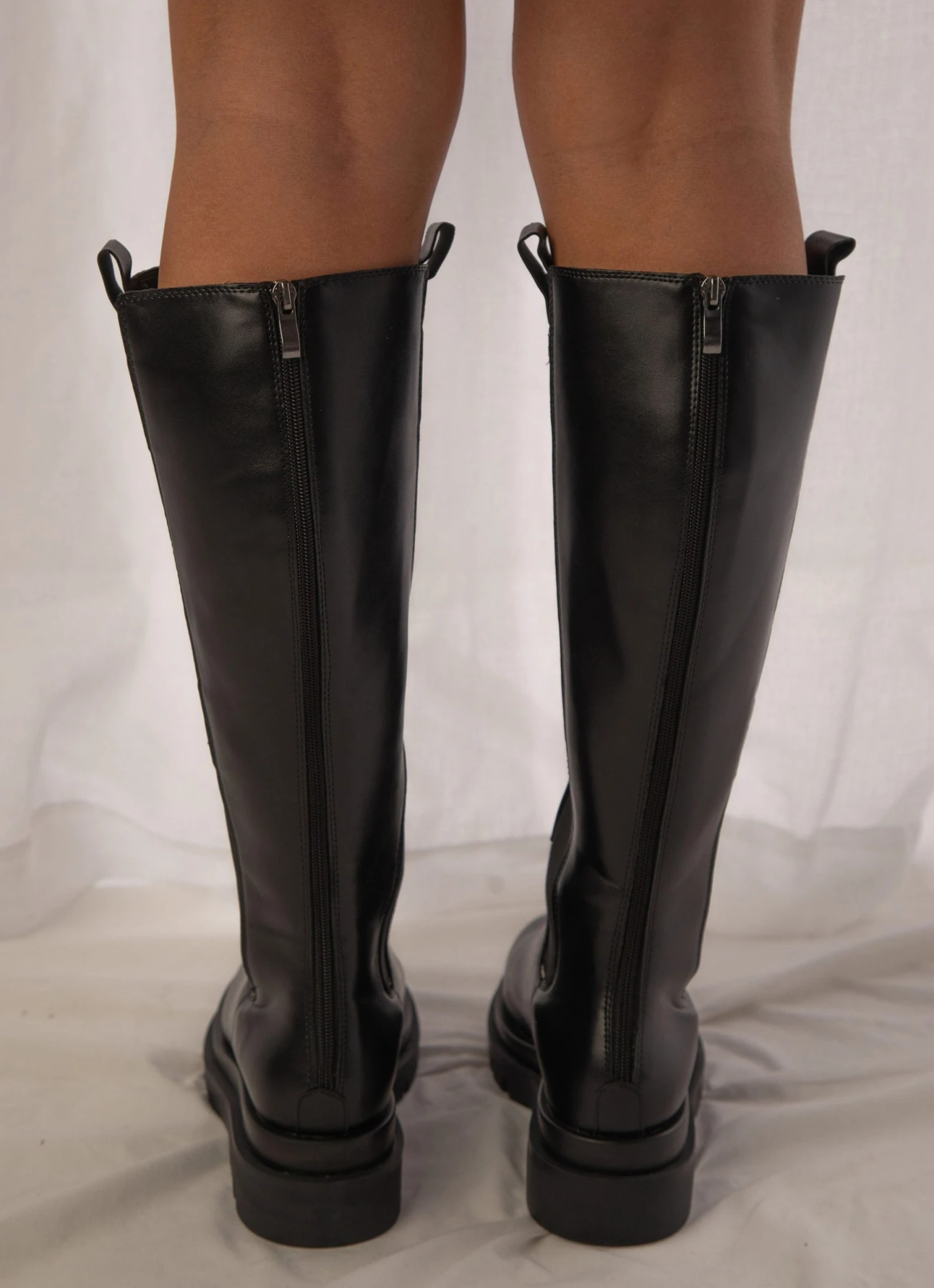 Cult Avenue New & Most Loved Charmaine Boot - Black 8 Cult Avenue New & Most Loved Charmaine Boot - Black