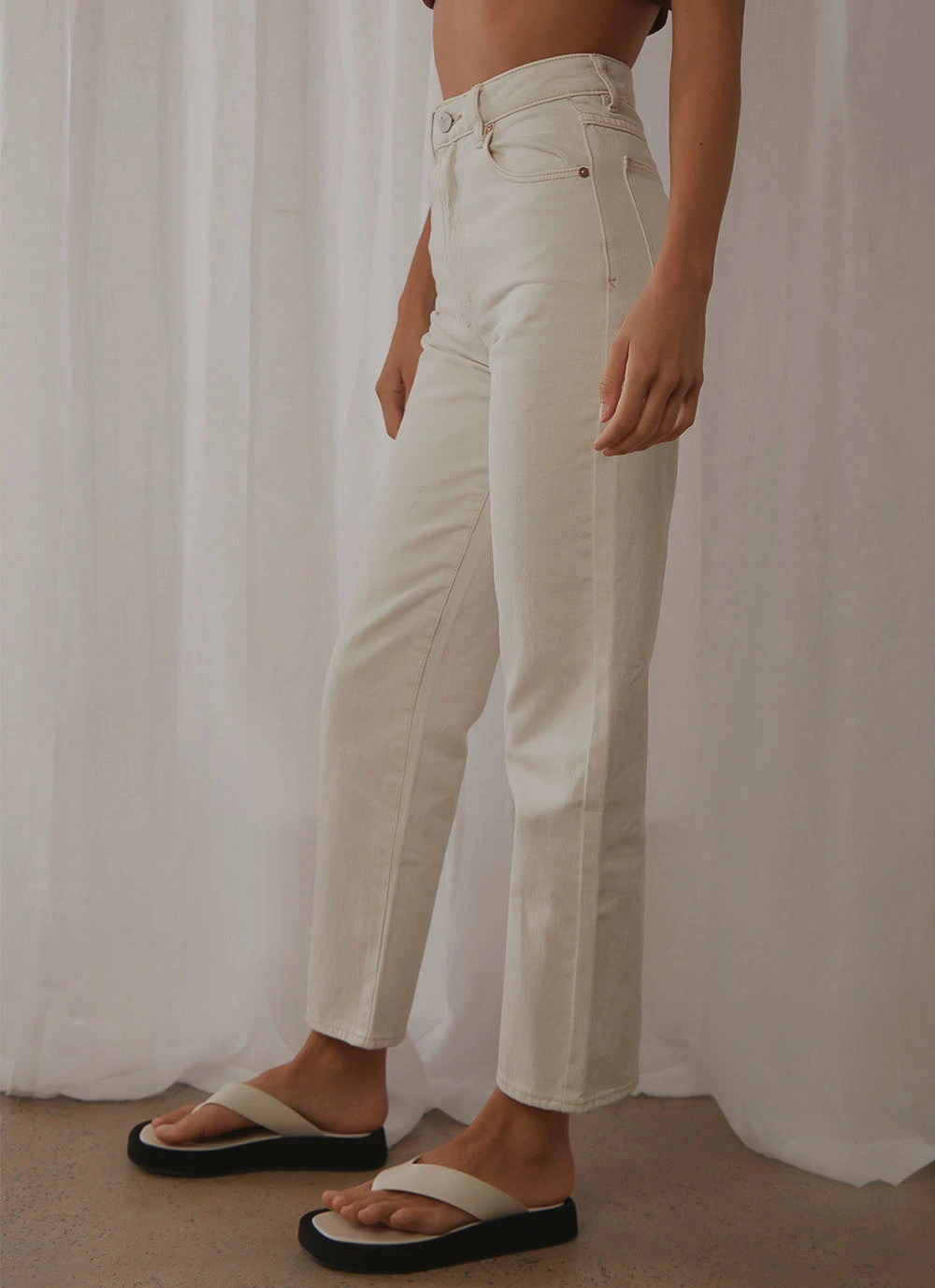 Abrand A Venice Straight Jeans - White Sand New & Most Loved Abrand A Venice Straight Jeans - White Sand New & Most Loved